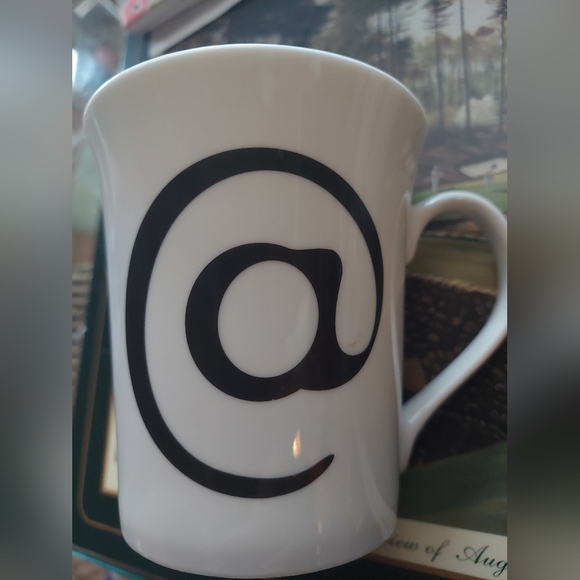 White German porcelain ampersand coffee mug by Kurtlz - Picture 3 of 3